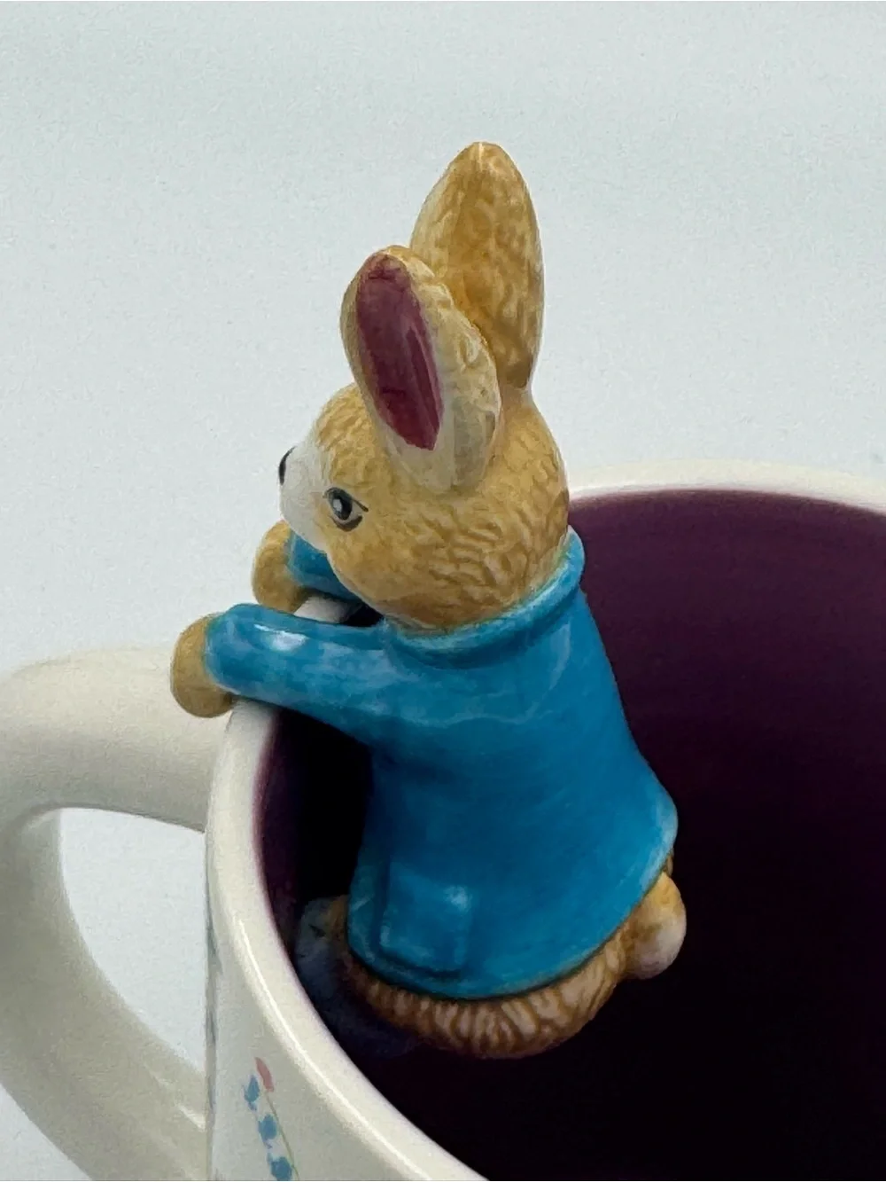 The World of Peter Rabbit‎ Beatrix Potter Bunny Hugger Mug Large 20 oz